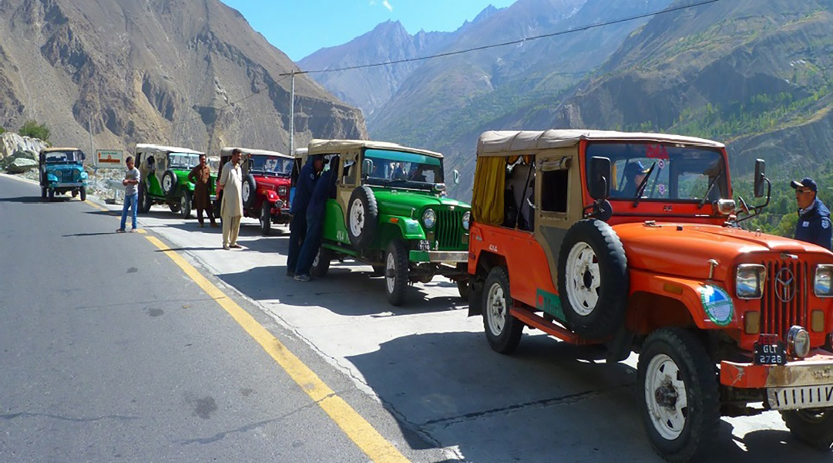 Jeep Safari Karakoram