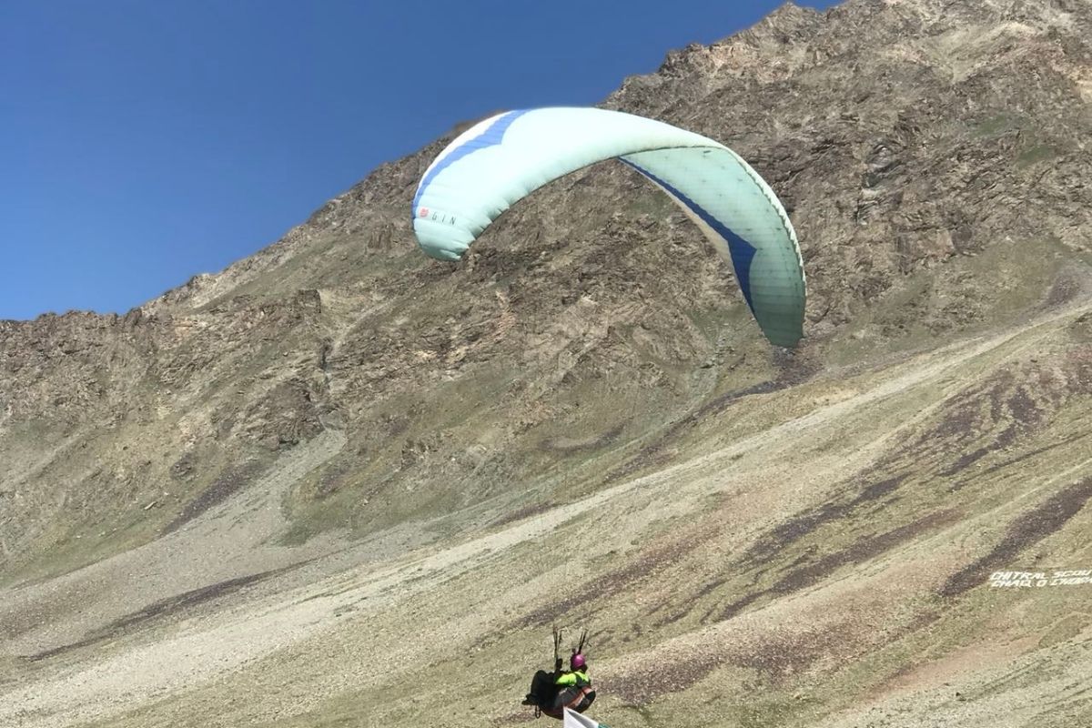 paragliding in Hunza