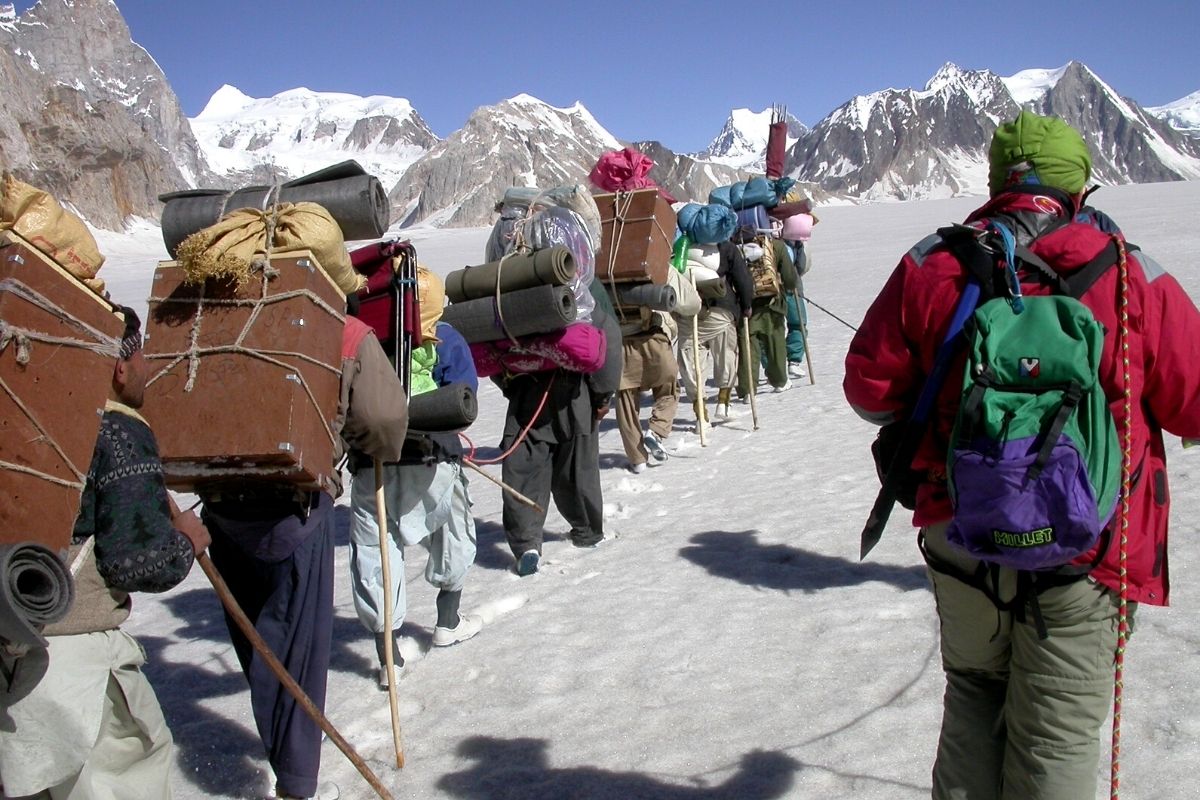 Great Karakoram Traverse Trek - Hunza Guides Pakistan