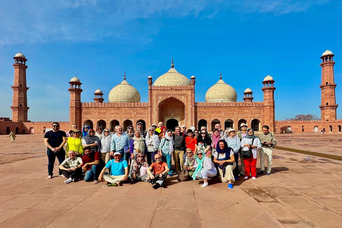 Badshahi Mosque