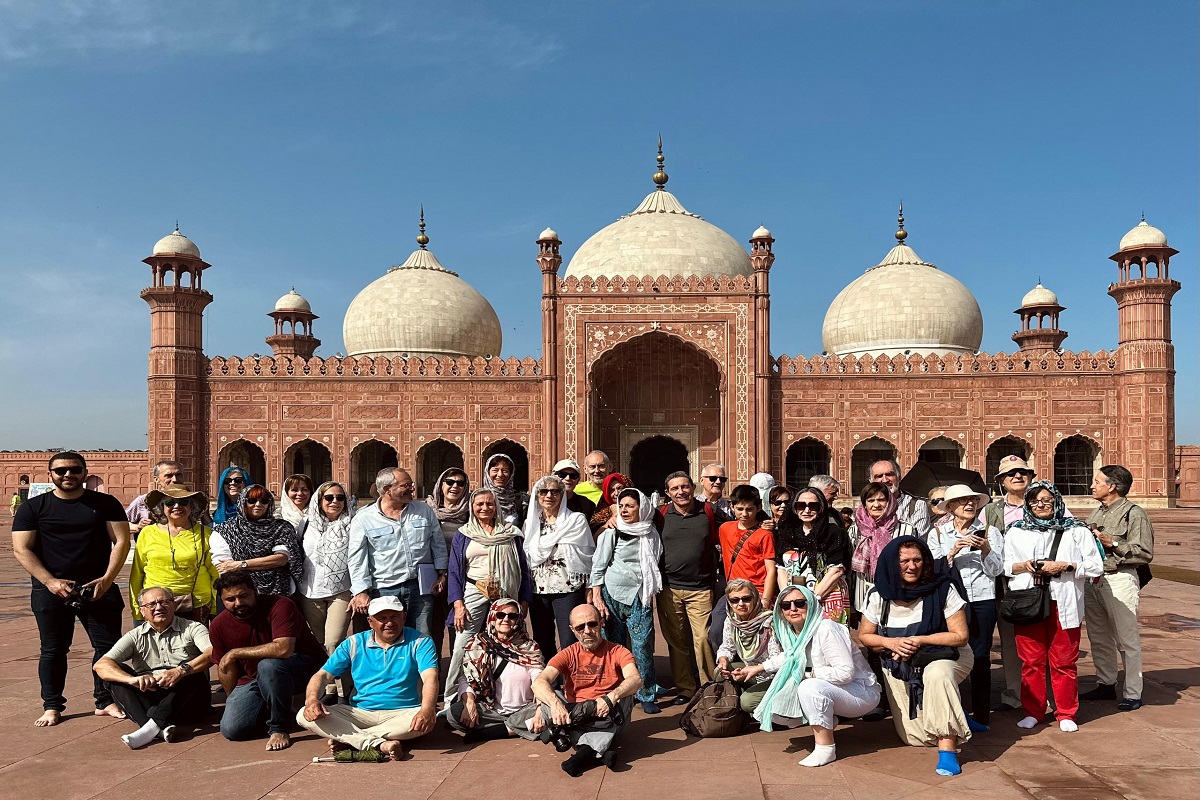 Badshahi Mosque