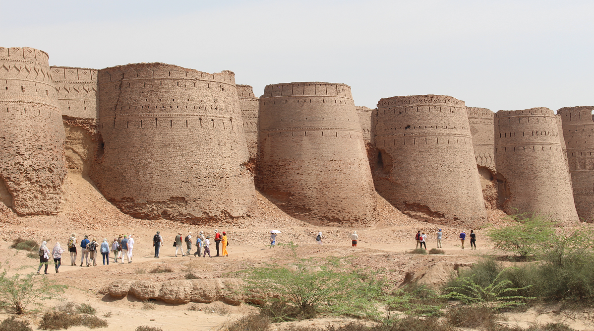 Derawar fort Indus valley Bahawapur